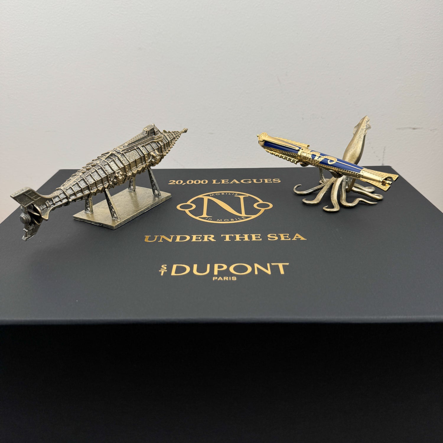 S.T. Dupont 20,000 Leagues Under the Seas Writing Instrument Set - Blue Gulf Stream