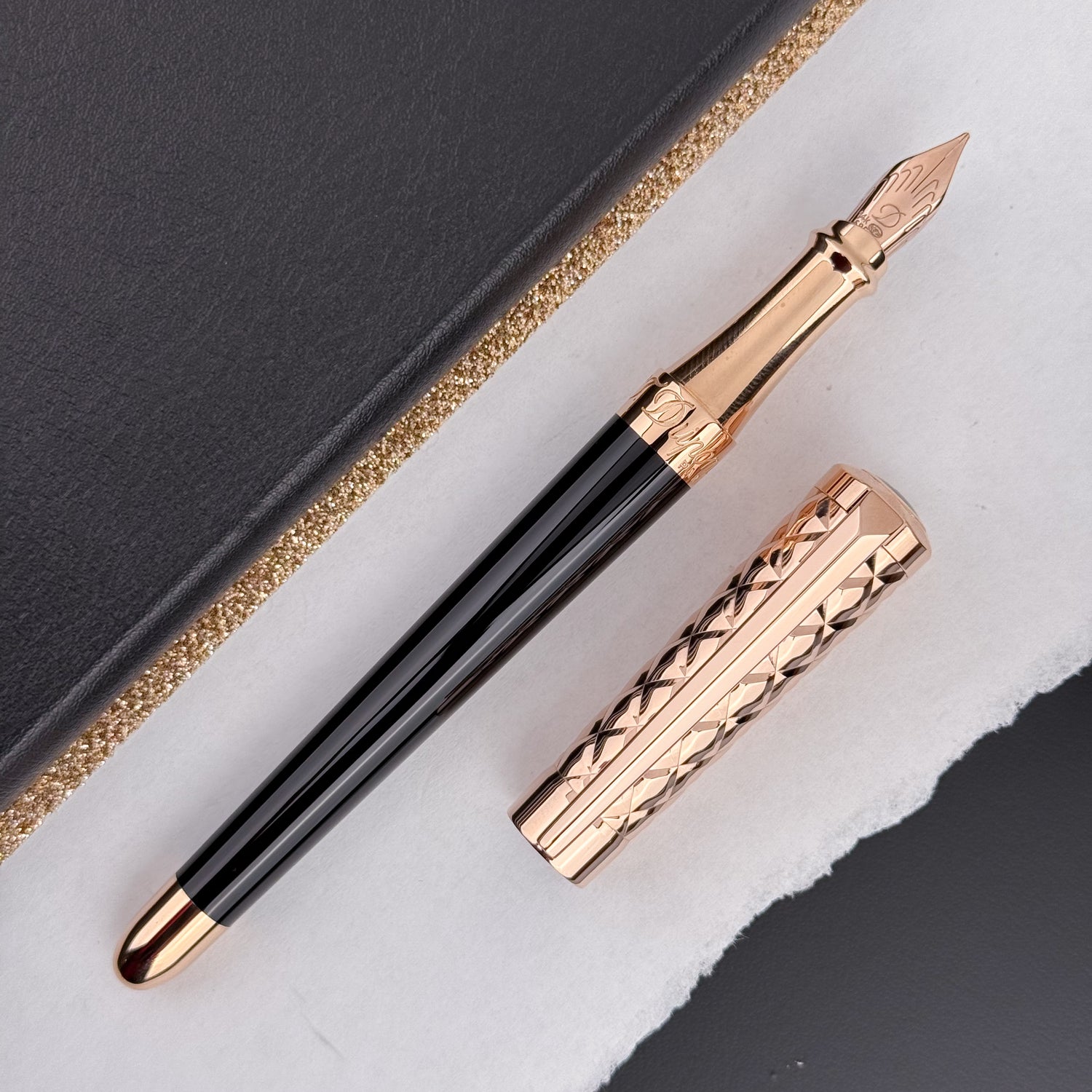 ST. Dupont Liberte Fountain Pen - Black Lacquer and Pink Gold (Doorbuster)