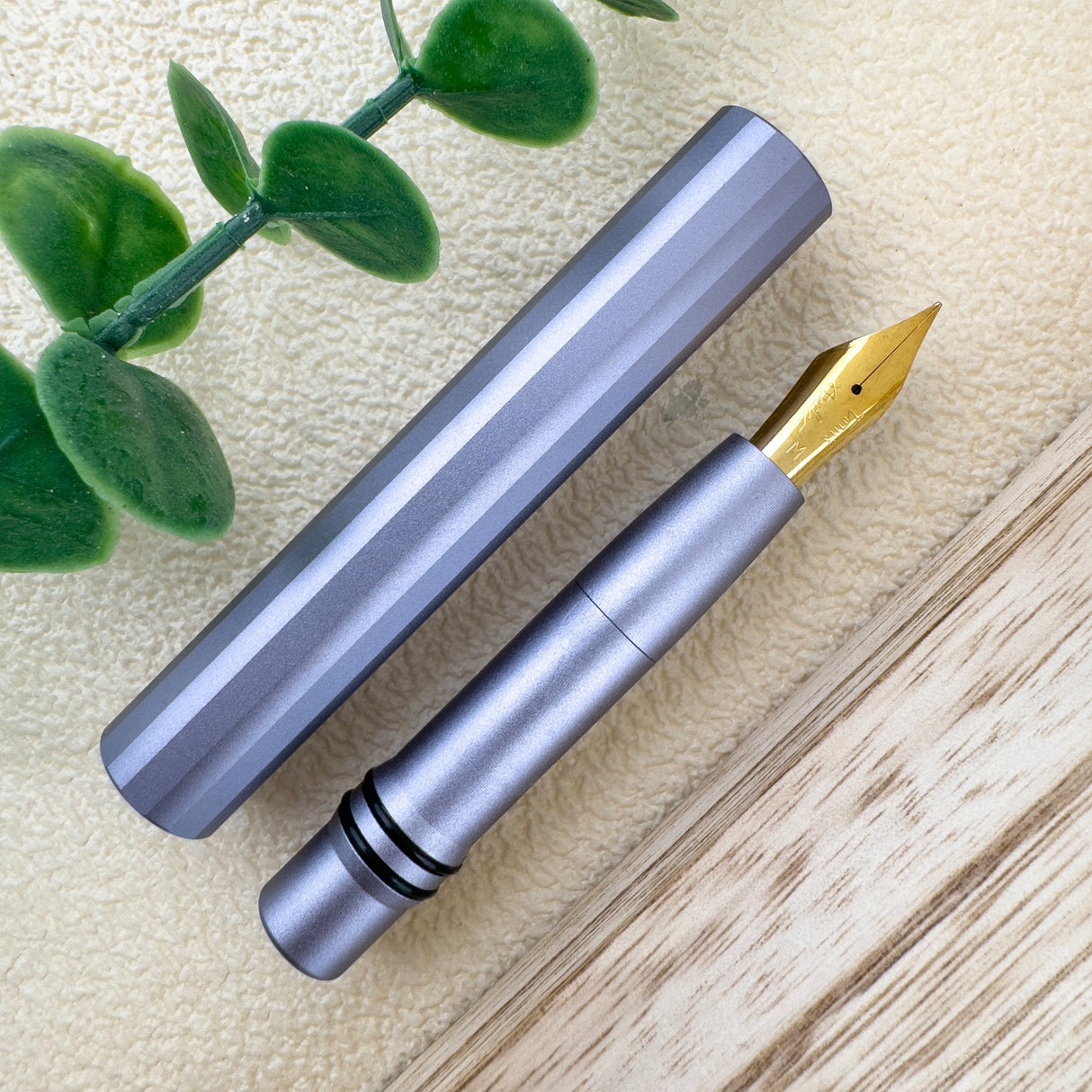 Tom's Studio The Studio Pocket Fountain Pen - Wisteria