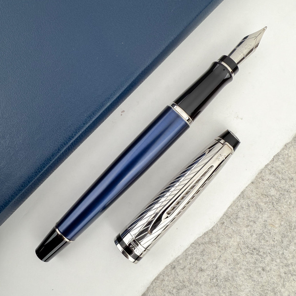 Waterman Expert Deluxe Fountain Pen - Metallic Blue Lacquer