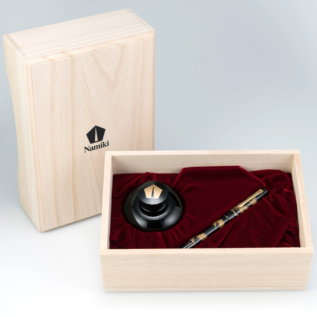 Namiki Chinkin Fountain Pen - Pine Tree