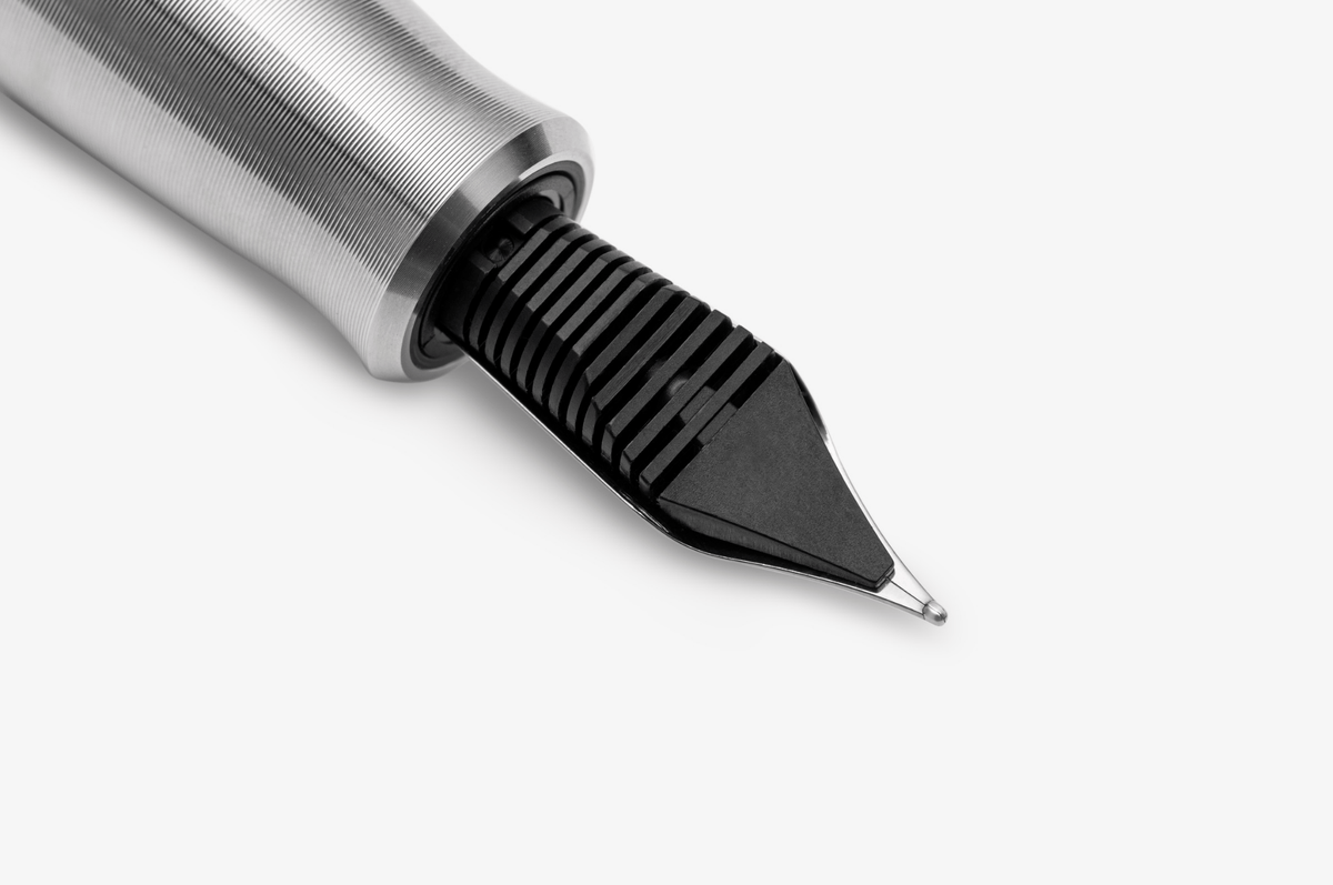Gravitas Vac 2.0 Fountain Pen - Grade 5 Titanium Machine Finish
