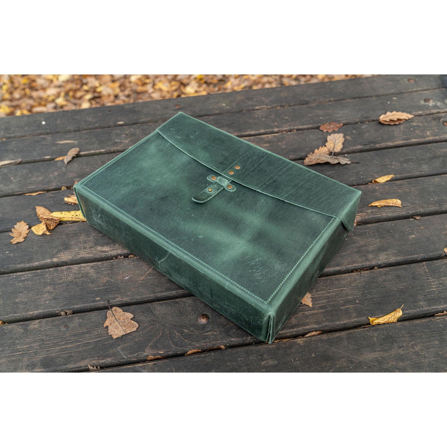 Galen Leather Writer's Medic Bag - XLarge Crazy Horse Forest Green | Atlas Stationers.