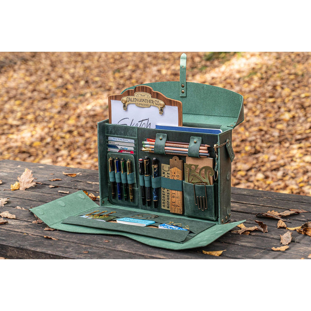 Galen Leather Writer's Medic Bag - XLarge Crazy Horse Forest Green | Atlas Stationers.